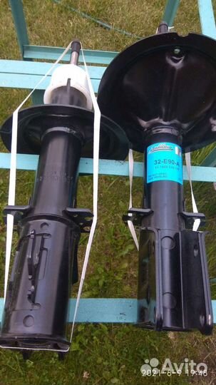 Амортизаторы передние boge