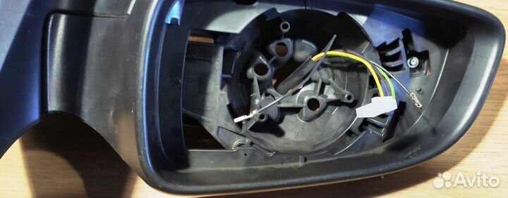 Корпус зеркало левое Opel Astra H GM 13253338