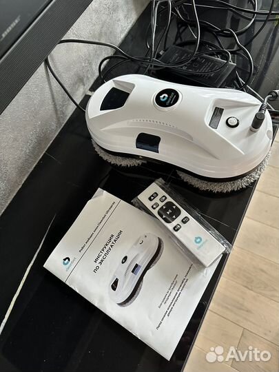 Робот мойщик окон cleanbot