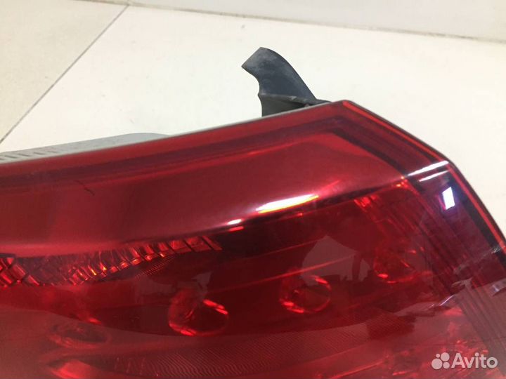 Б/У Фонарь задний наружный левый 924012Y000