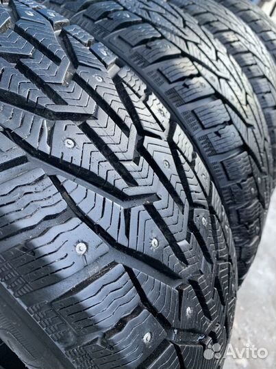 Tigar SUV Ice 215/60 R17