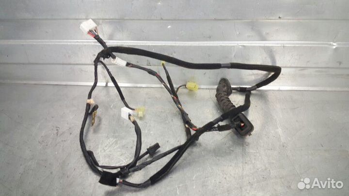 Электропроводка крышки багажника Hyundai Solaris