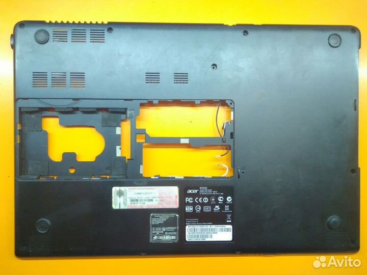 Б\У нижняя часть корпуса Acer Aspire M3-581