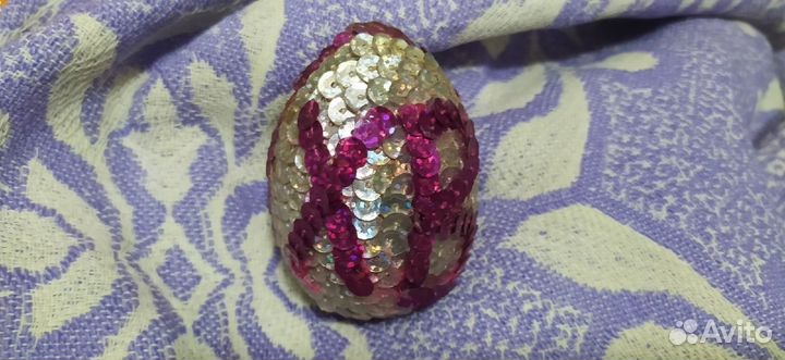 Сувенирное пасхальное яйцо (с крупное куриное)