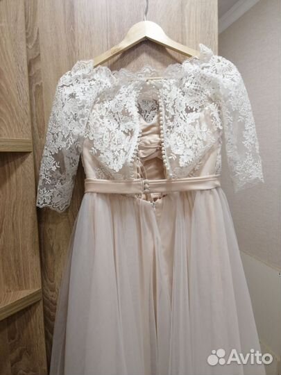 Свадебное платье