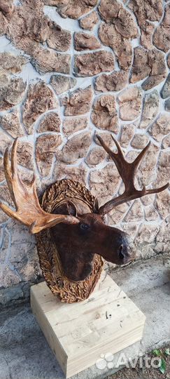 Скульптура из дерева 