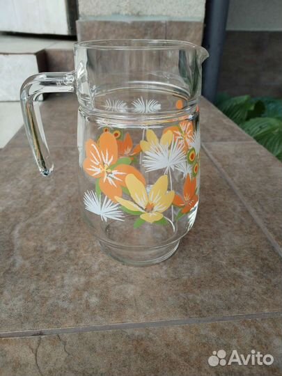 Кувшин стекло