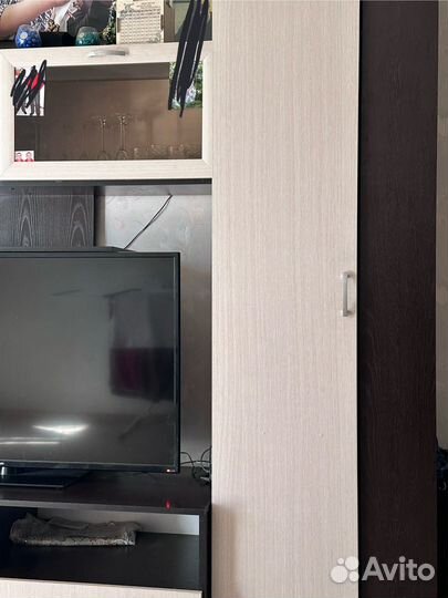 Стенка в гостиную бу