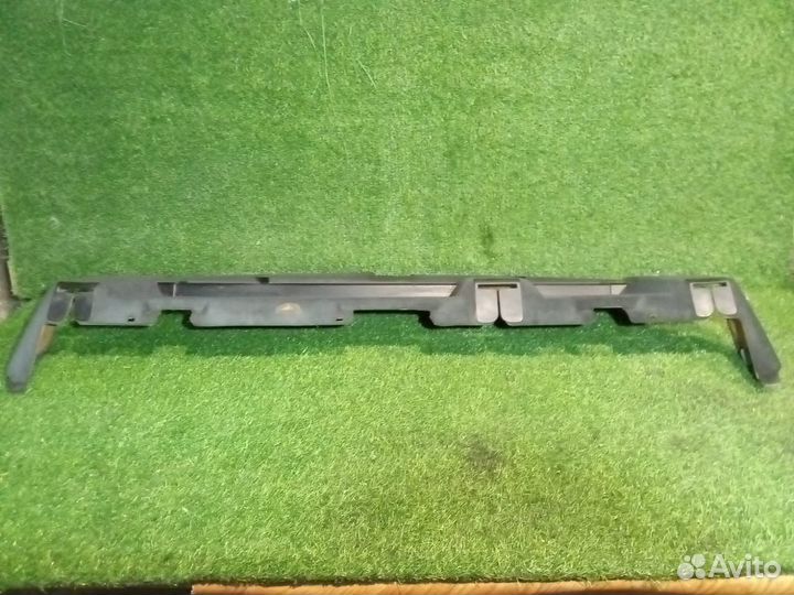 Задняя полка со шторкой под колонки Volvo 960