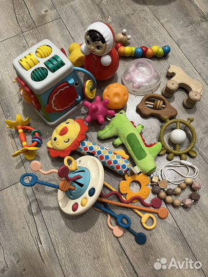 Первые игрушки