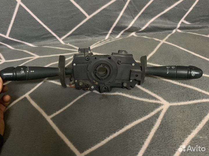 Подрулевой переключатель Рено Меган 1