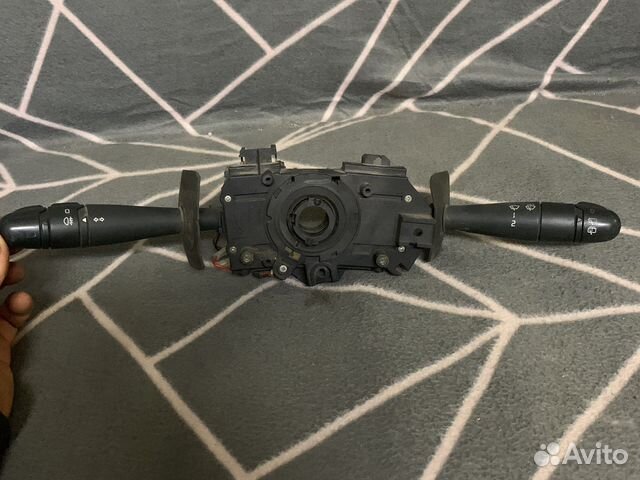 Подрулевой переключатель Рено Меган 1