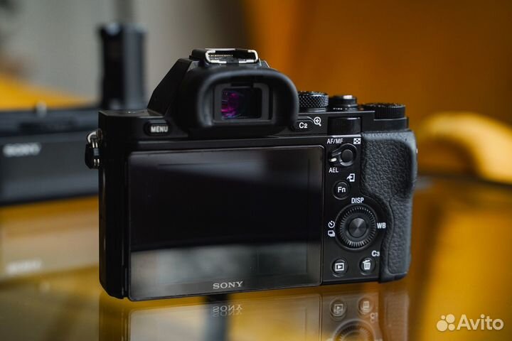 Фотоаппарат Sony A7R с батарейным блоком