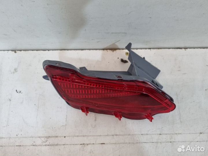 Фонарь противотуманный задний левый Toyota Rav4