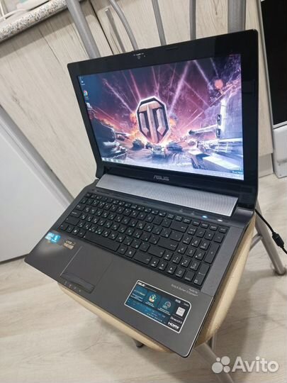 Ноутбук Asus / i5-2450M / GT 630M / 4GB / 750GB