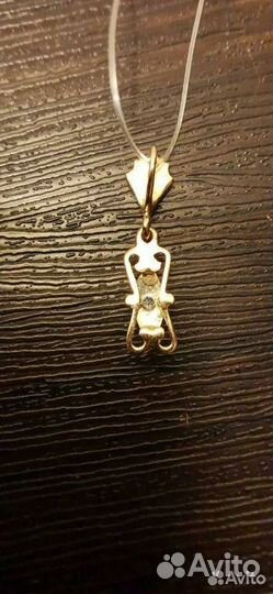 Золотая подвеска из СССР с бриллиантом