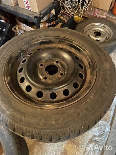 Колеса на Ниссан