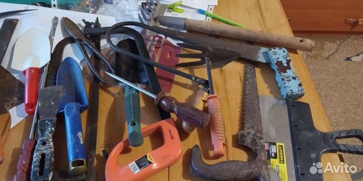 Продам б/у садовый инвентарь