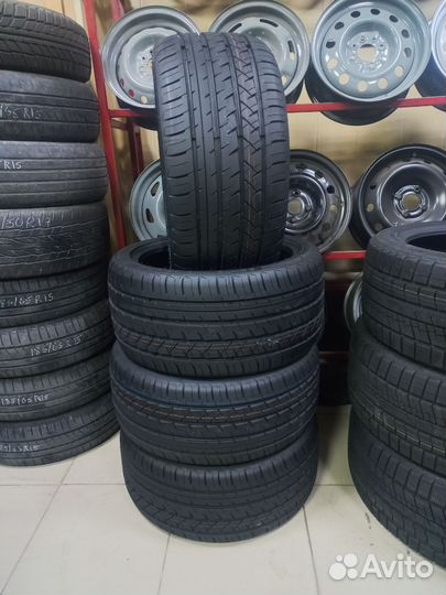 Roadmarch Prime UHP 08 255/40 R18 и 275/35 R18