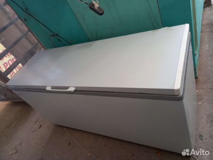 Морозилка Снеж 700 л