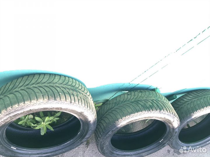 Goodyear UltraGrip Ice+ 215/55 R17 94T