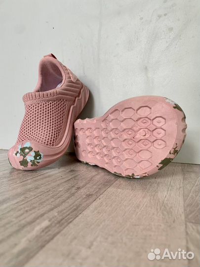 Новые слипоны для девочки 27 р. 31 р