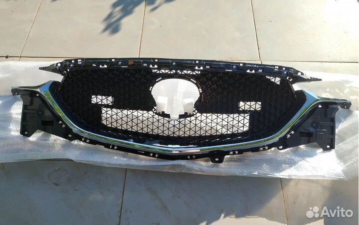 Решетка радиатора сх-5 CX5 (KF) 2017