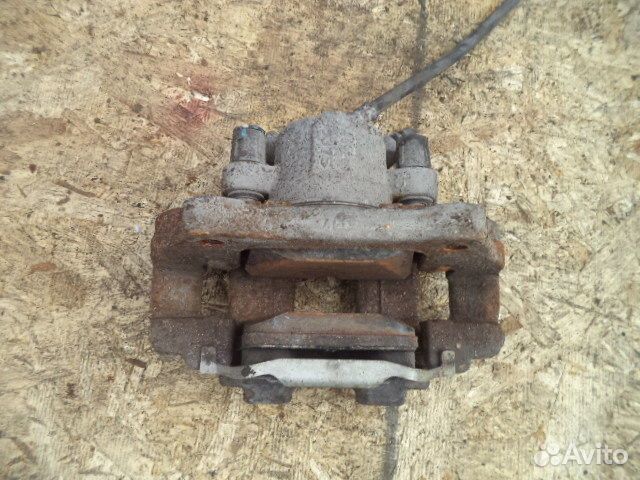 Суппорт передний левый BMW 3-Series F30