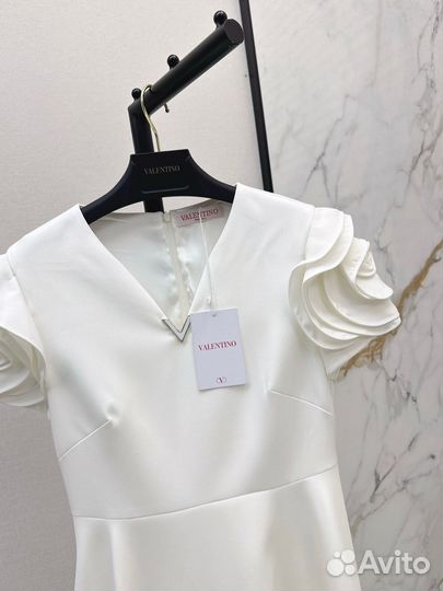 Платье valentino