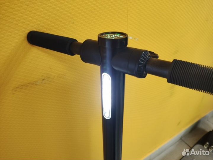 Электросамокат Yamato PES 0809