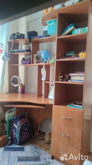 Компьютерный стол