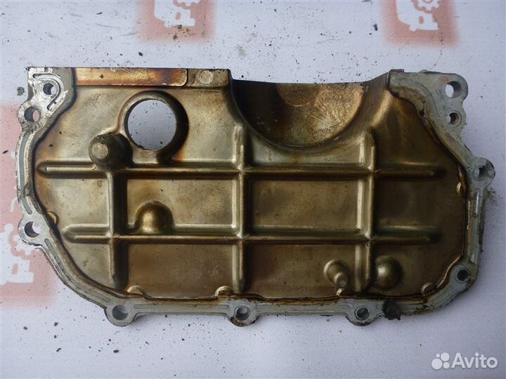 Крышка двигателя Nissan Almera N16 QG15 2000