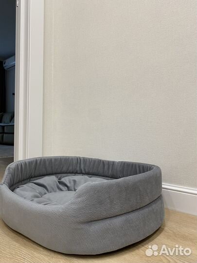 Лежанка для кошек или маленьких собачек