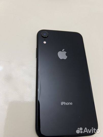 iPhone Xr, 64 ГБ