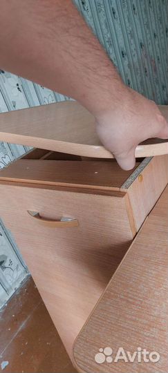 Компьютерный стол