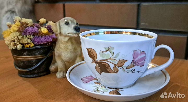 Чайный сервиз СССР с милым цветочным рисунком