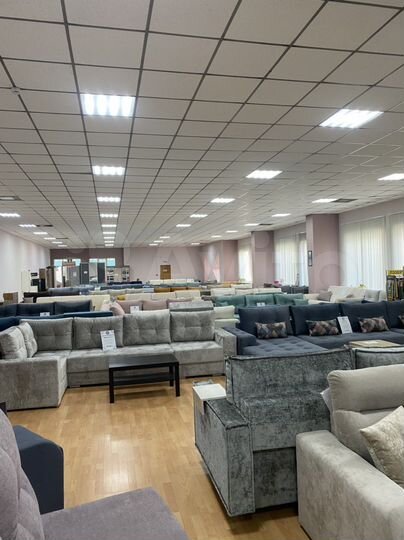 Торговая площадь, 1300 м²