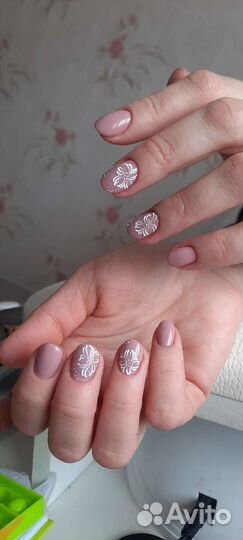 Маникюр на дому