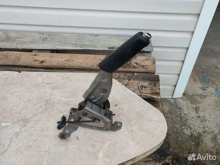 Skoda octavia a5 ручник тормоз