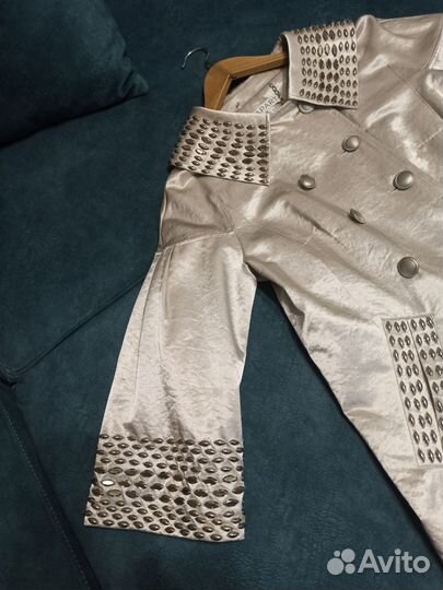 Плащ женский