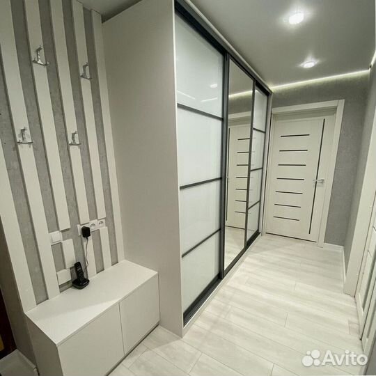 Шкаф встраиваемый