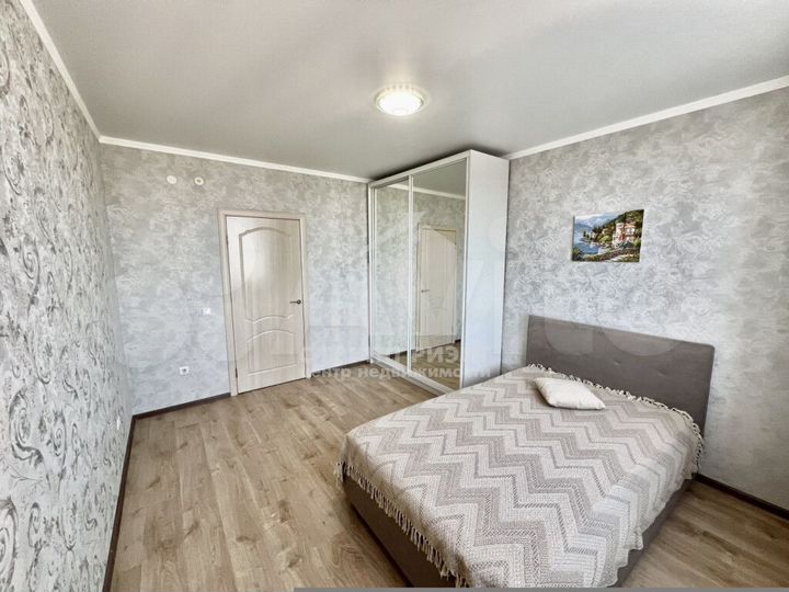 2-к. квартира, 61 м², 12/16 эт.