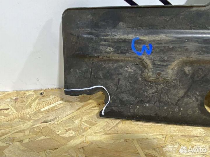 Защита двигателя правая Opel Astra J