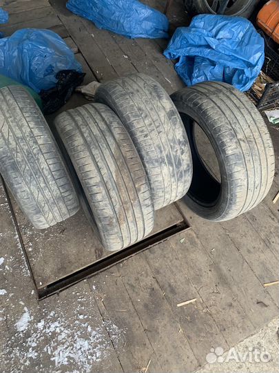 Bridgestone Potenza RE010 215/50 R17