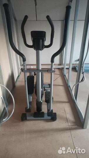 Эллиптический тренажер torneo Stella c517