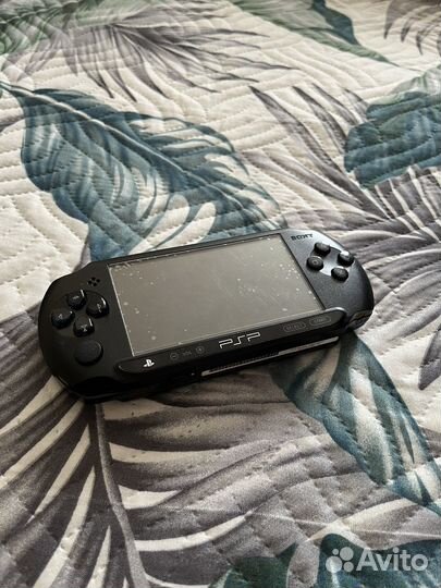 Sony PSP e 1008 прошитая