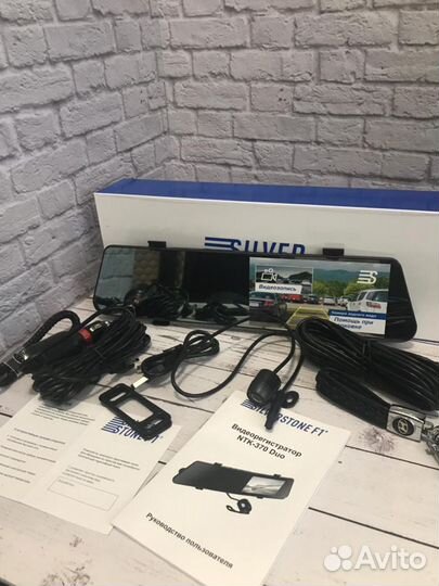 Зеркало-регистратор SilverStone F1 NTK-370 Duo