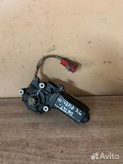 Моторчик стеклоподъемника Interpid