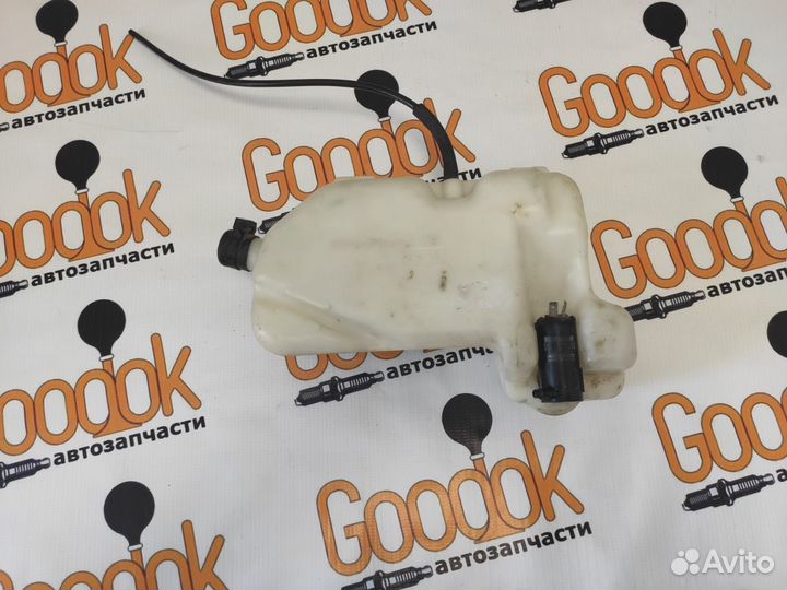 Бачок стеклоомывателя задний Ford Explorer 2