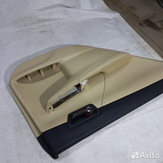 Обшивка двери задняя левая Toyota Camry V50